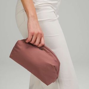 Lululemon Feeling Ready Pouch